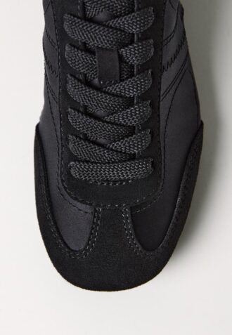 Joggesko med fin satengsåle