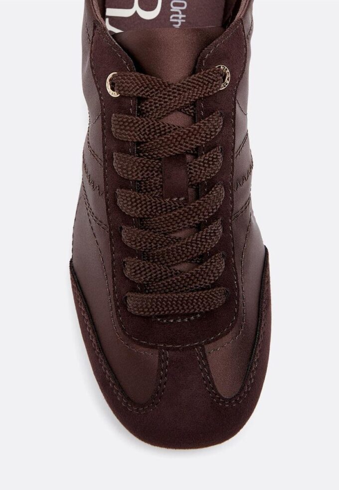 Joggesko med fin satengsåle