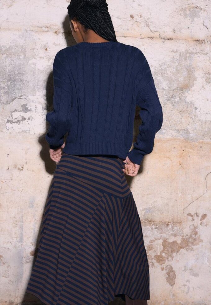 Kabelstrikket cardigan med knapper