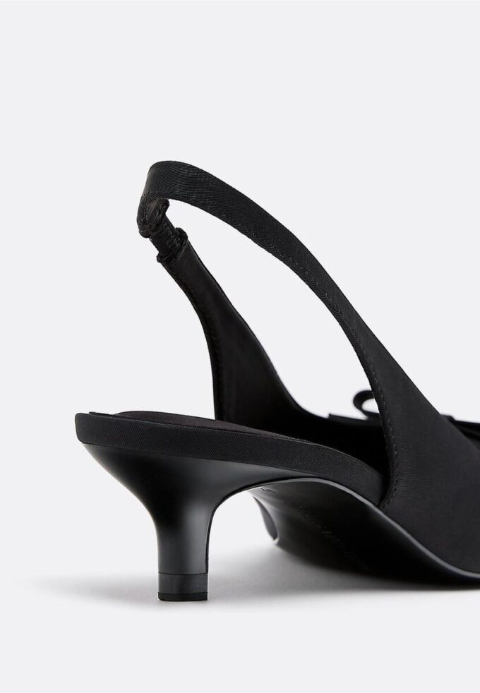 Kitten Høyhælte sko med utskjæringer