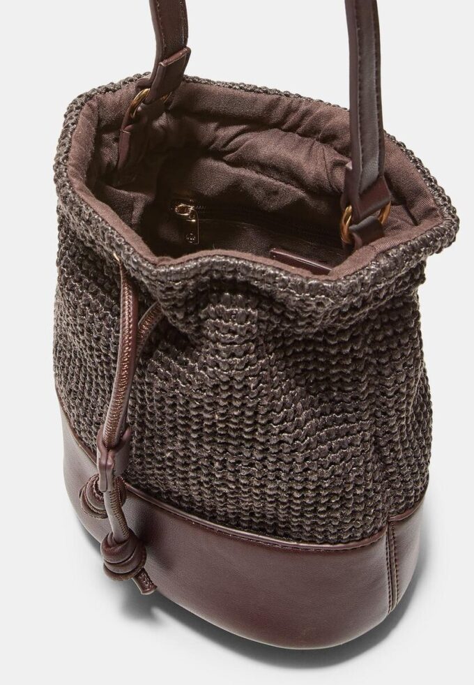 Kontrastfarget heklet crossbody-veske