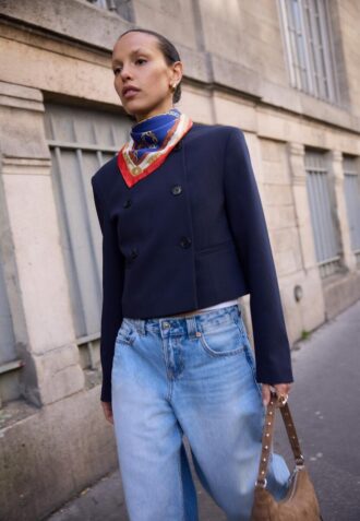 Kort blazer med rund hals