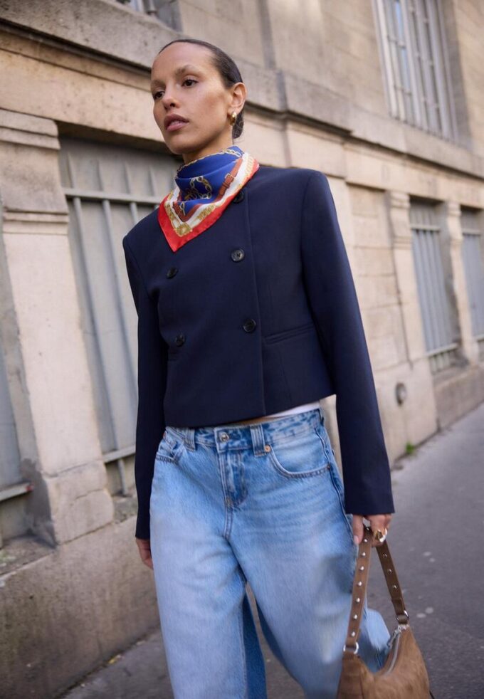 Kort blazer med rund hals