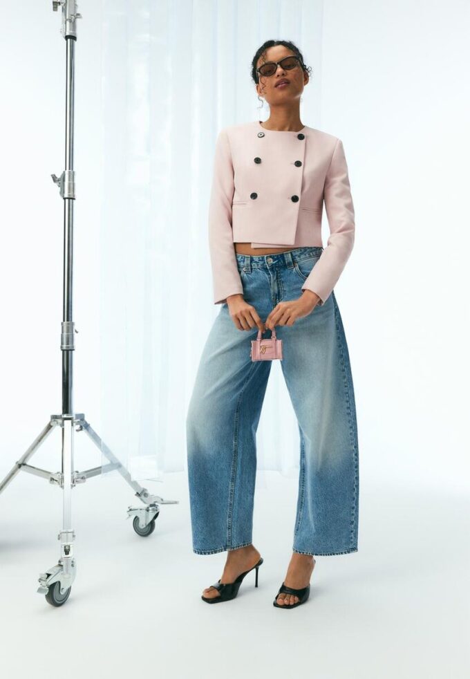 Kort blazer med rund hals