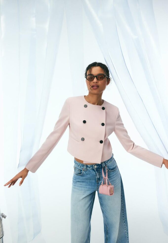 Kort blazer med rund hals