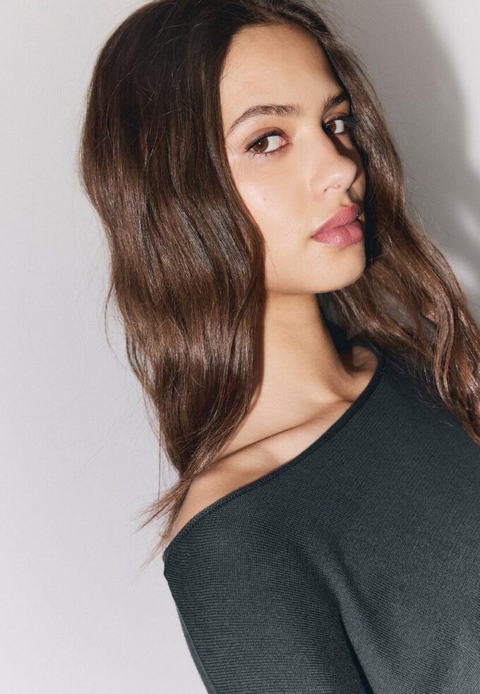 Kort genser med båthals