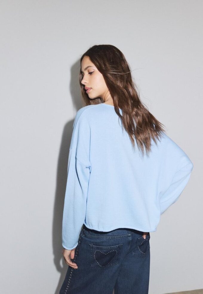 Kort genser med båthals