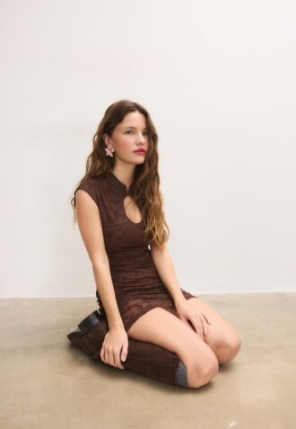 Kort kjole i qipao-stil