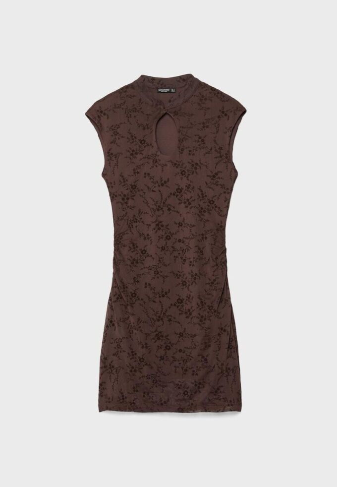 Kort kjole i qipao-stil