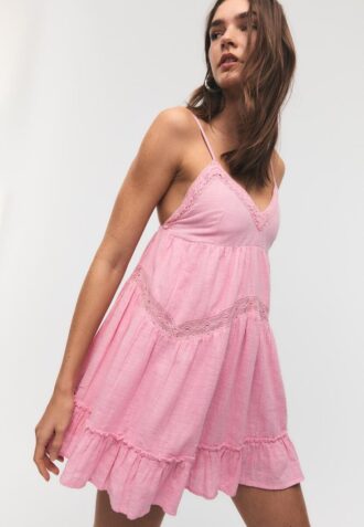 Kort kjole med blonder