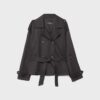 Kort, løstsittende trenchcoat med belte