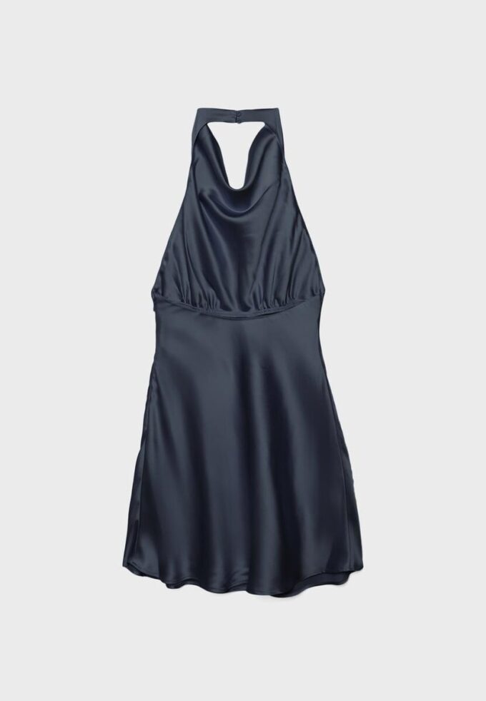 Kort satenkjole med halterneck