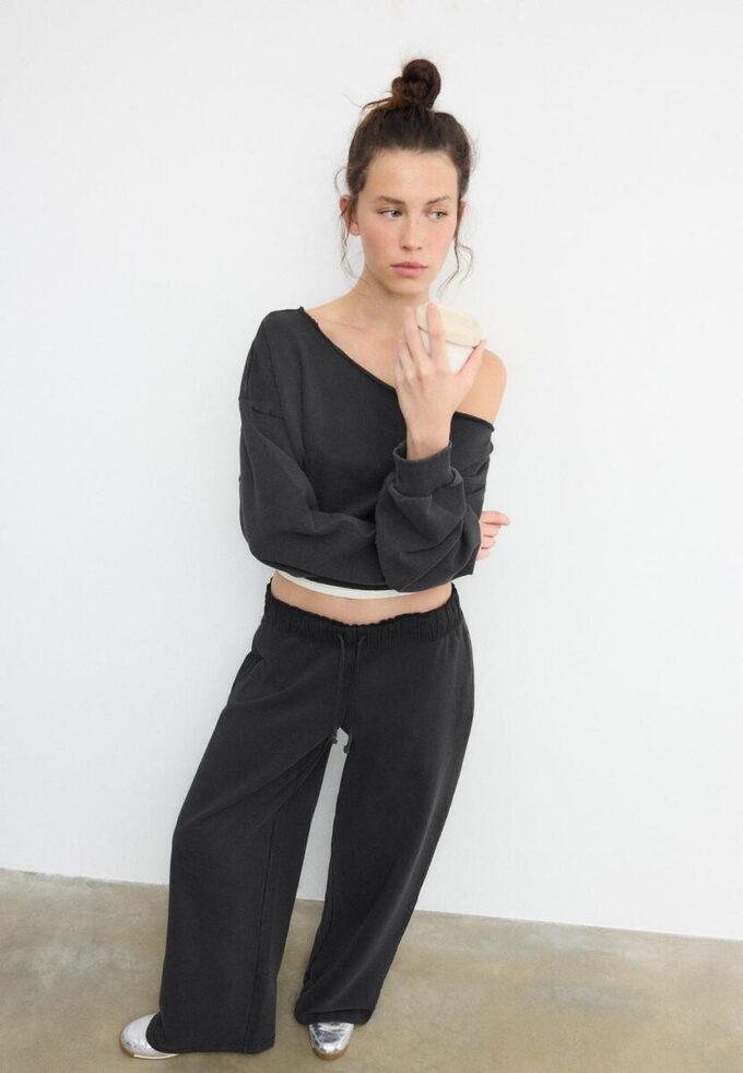 Kort sweatshirt med vasket effekt