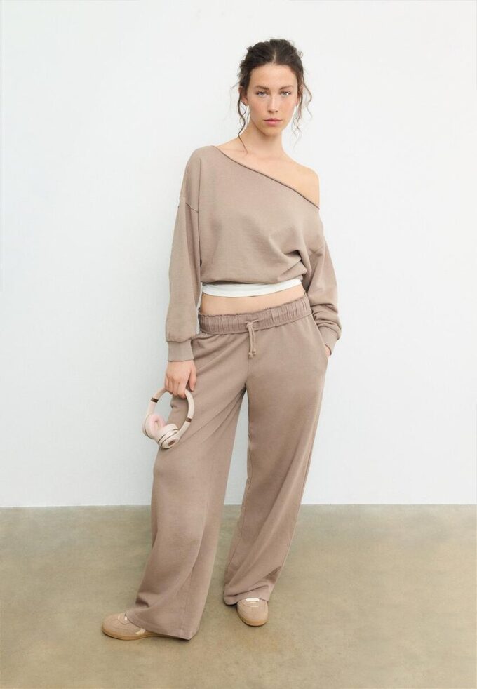 Kort sweatshirt med vasket effekt