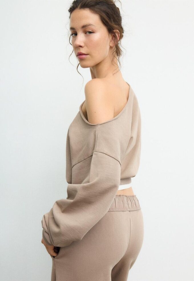 Kort sweatshirt med vasket effekt