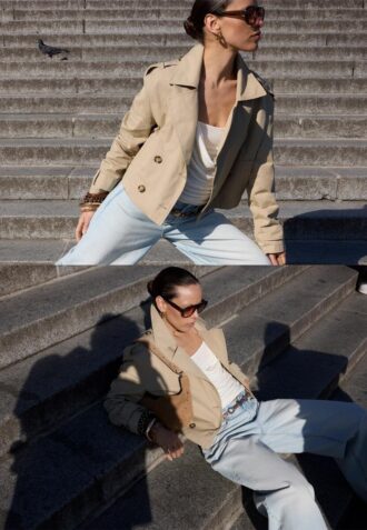 Kort trenchcoat med dobbel knappestolpe