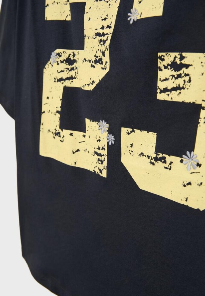 Kortærmet T-skjorte 23