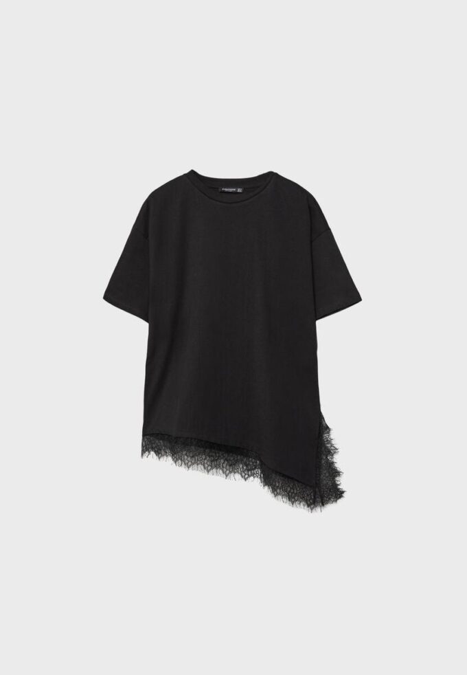 Kortærmet T-skjorte med blonderkant