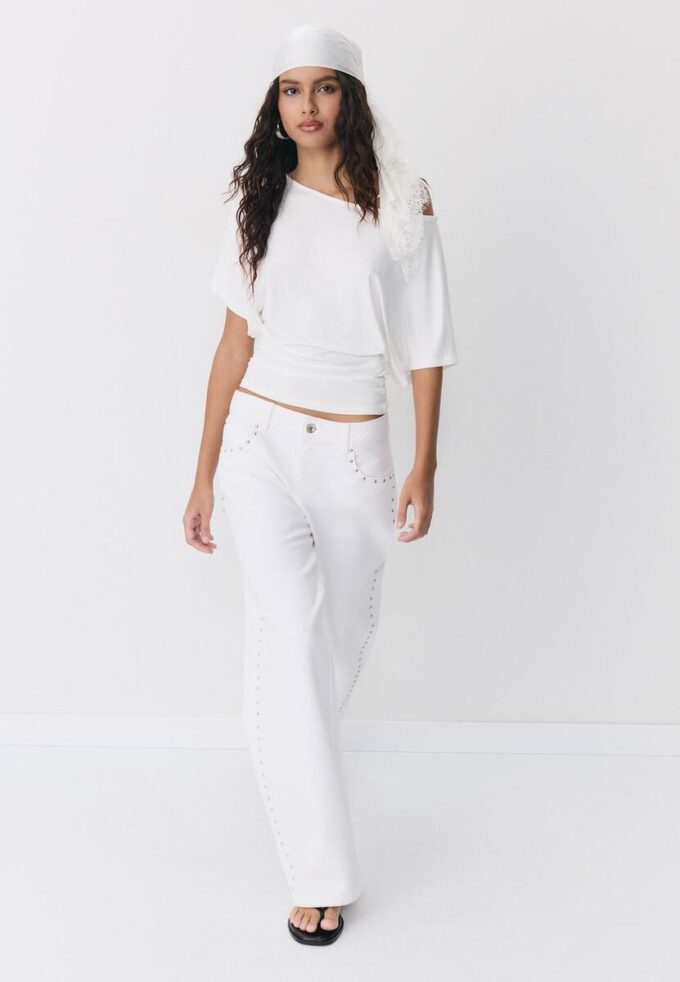 Kortærmet T-skjorte med båthals