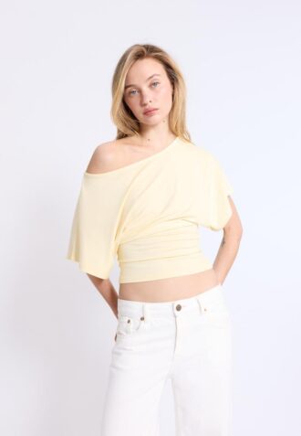 Kortærmet T-skjorte med båthals