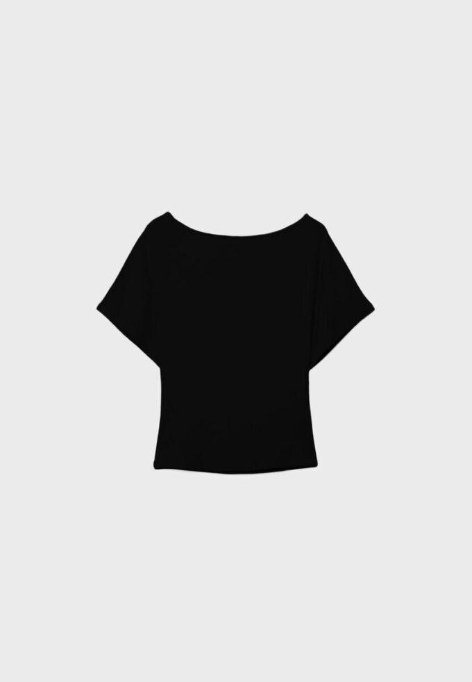 Kortærmet T-skjorte med båthals