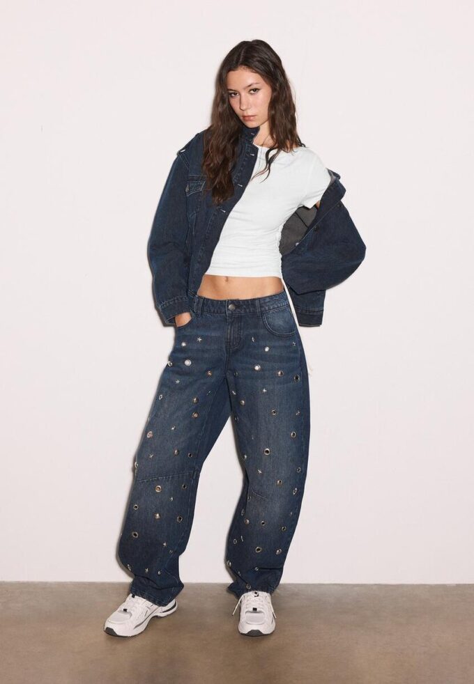 Kortærmet T-skjorte med rynk på siden