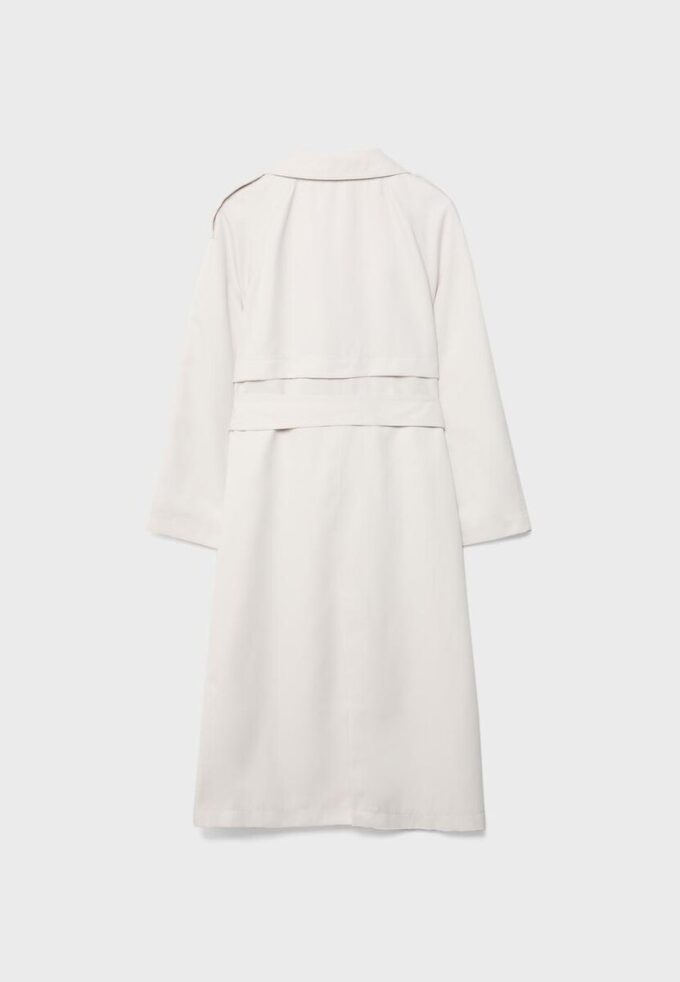 Lang, flytende trenchcoat