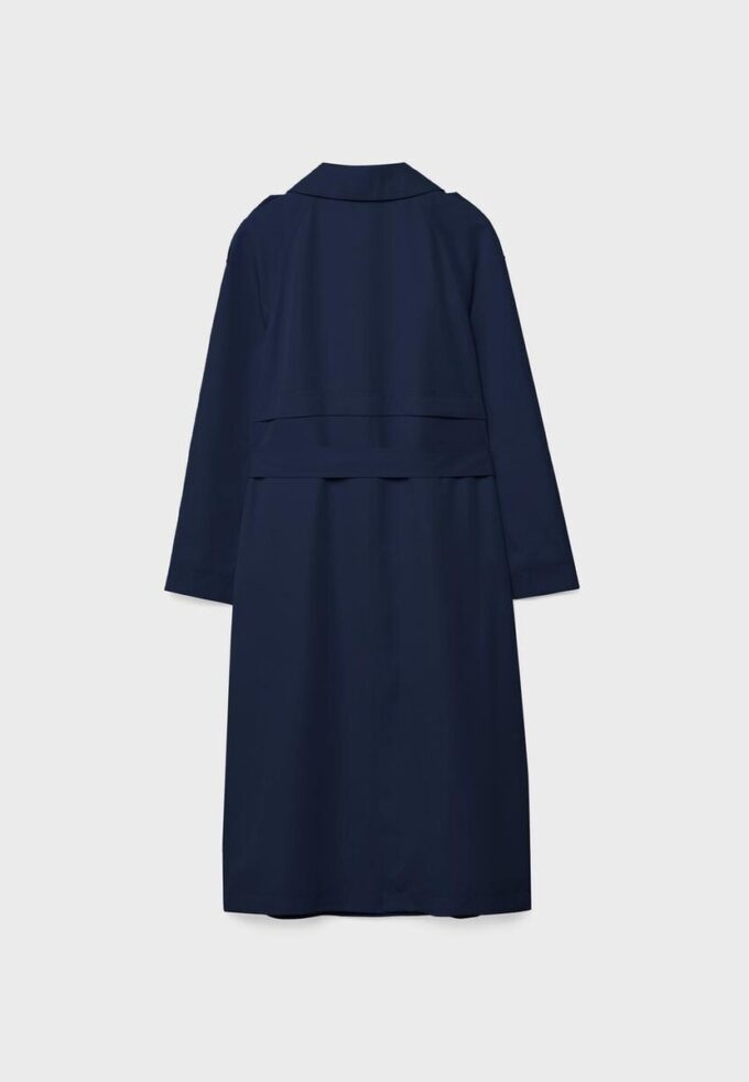 Lang, flytende trenchcoat