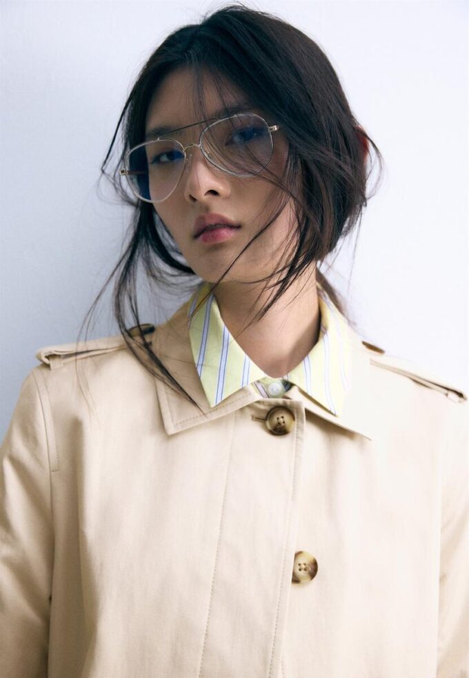 Lang trenchcoat med enkel knappestolpe