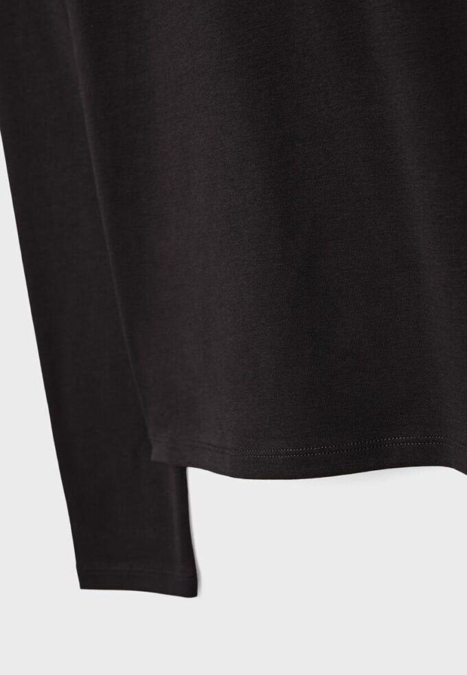 Langermet basisplagg T-skjorte