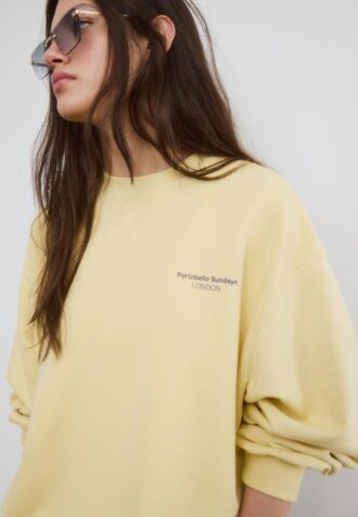 Langermet sweatshirt med rund hals og tekst