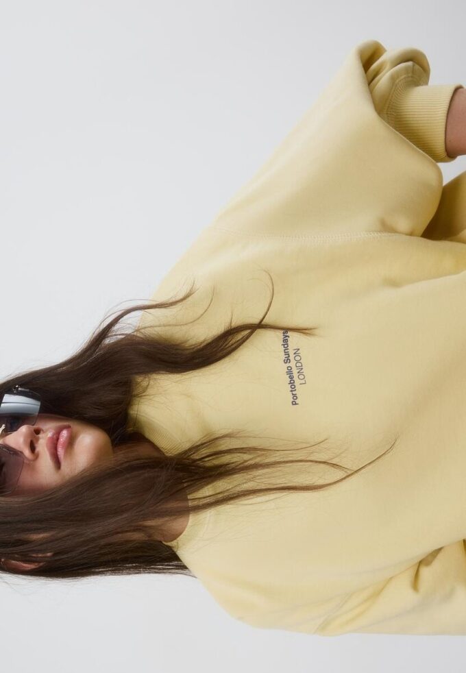 Langermet sweatshirt med rund hals og tekst