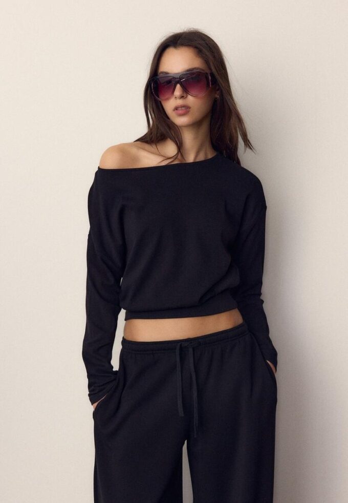 Langermet T-skjorte med båthals og kummerbund i nederkant