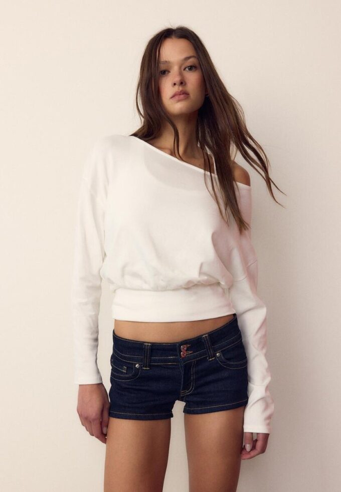 Langermet T-skjorte med båthals og kummerbund i nederkant