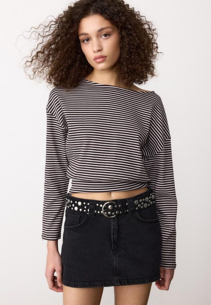 Langermet T-skjorte med båthals og stripete bånd