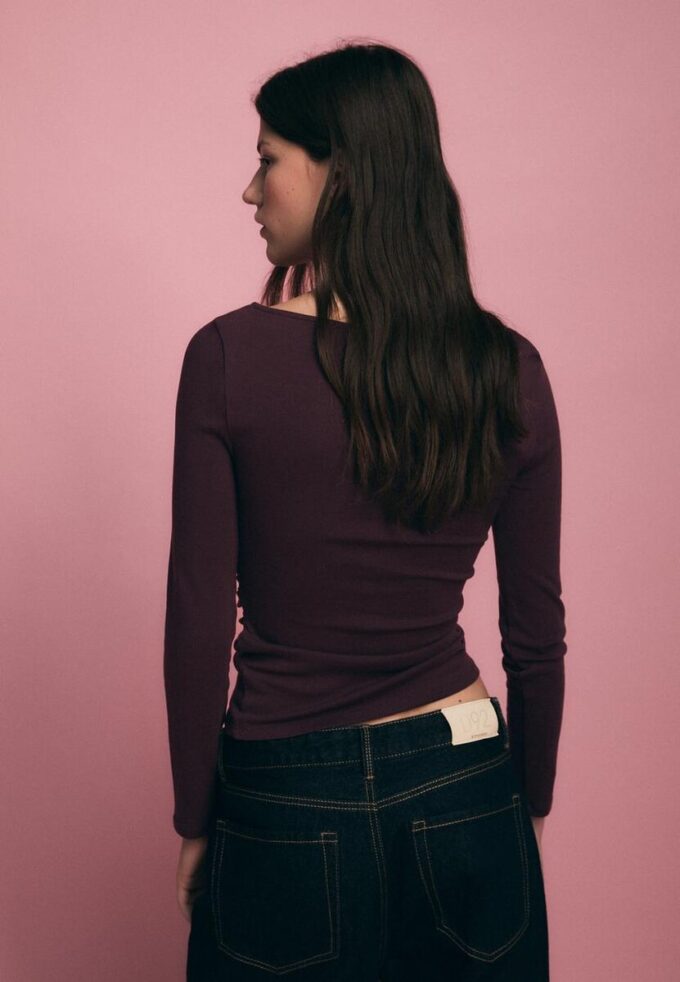 Langermet T-skjorte med rynk