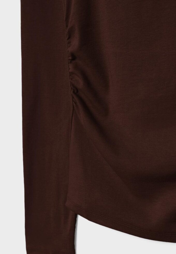 Langermet T-skjorte med rynk