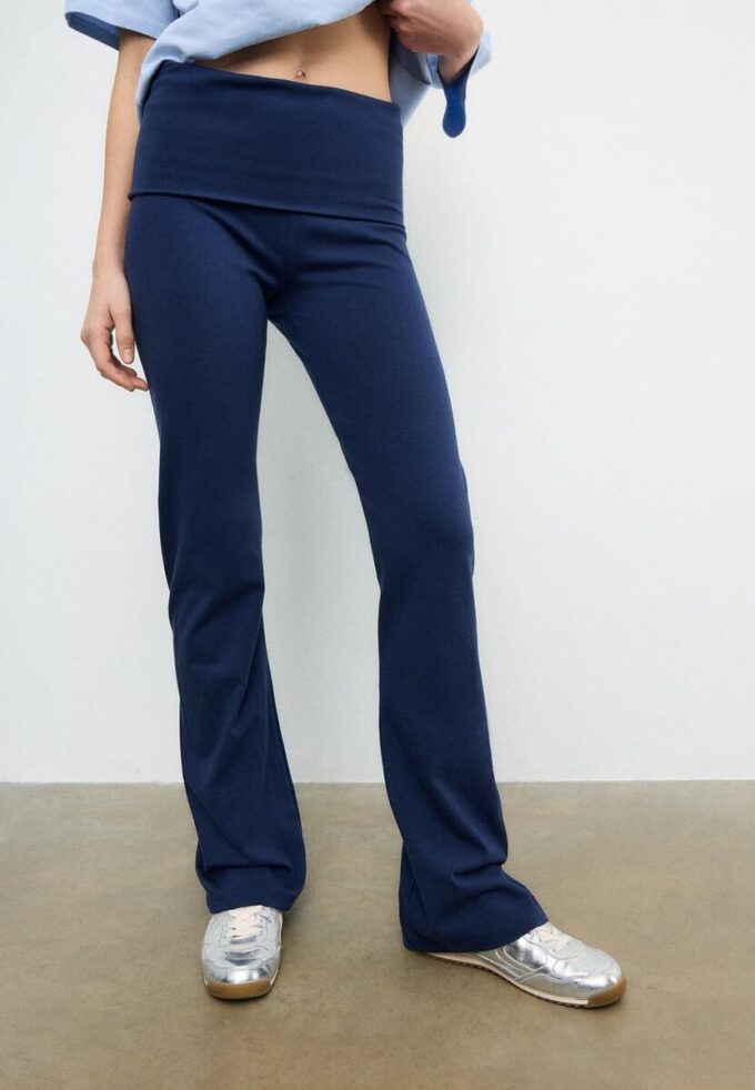 Leggings med utvidet ben