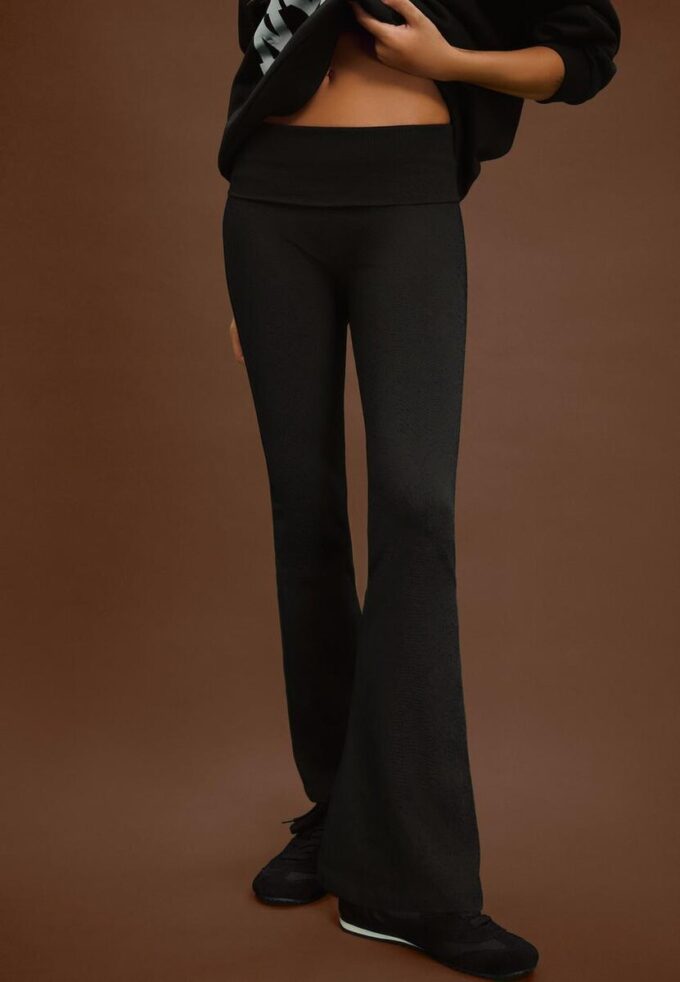 Leggings med utvidet ben