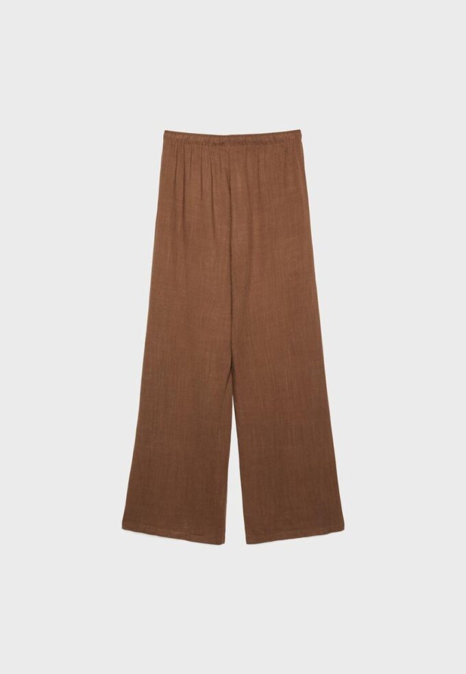 Løse bukser med lin-effekt