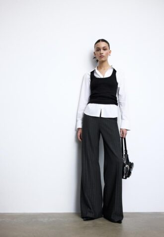 Løstsittende elegante bukser