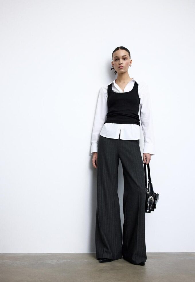 Løstsittende elegante bukser