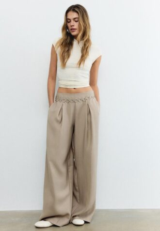 Lyocell-bukser med innsnitt og kjede