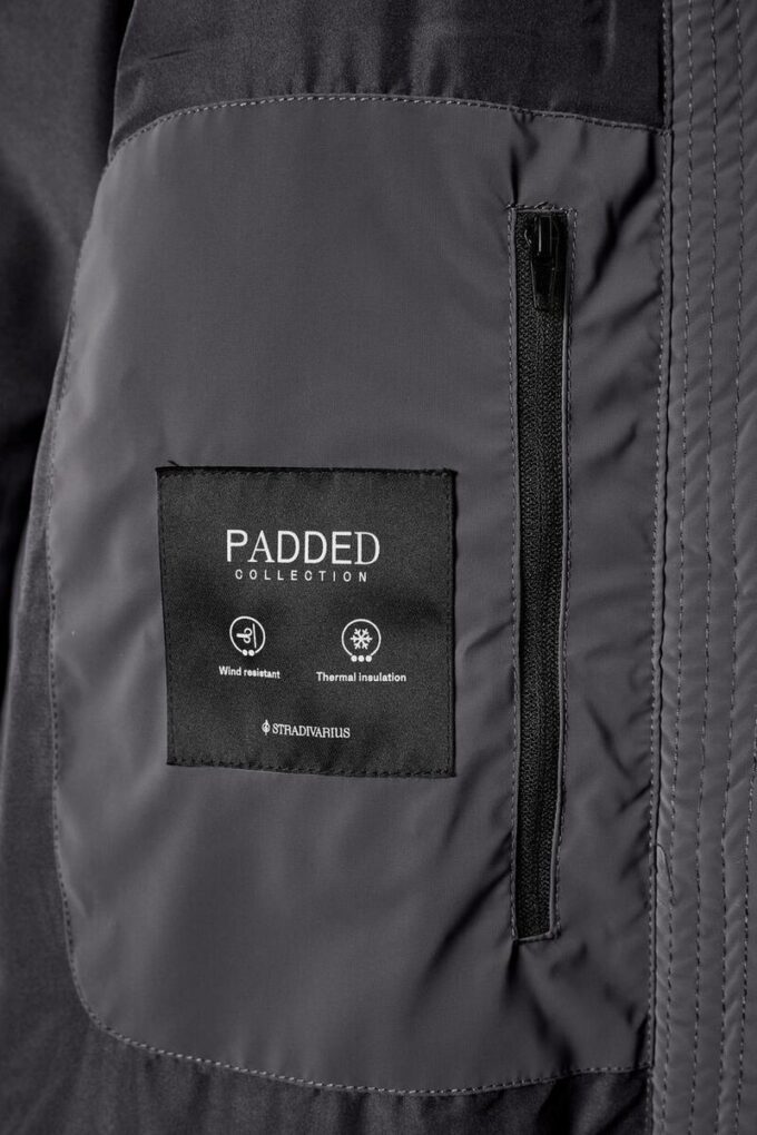 Metallisk dunjakke med hette