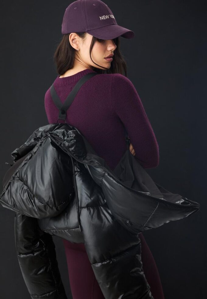 Metallisk dunjakke med hette