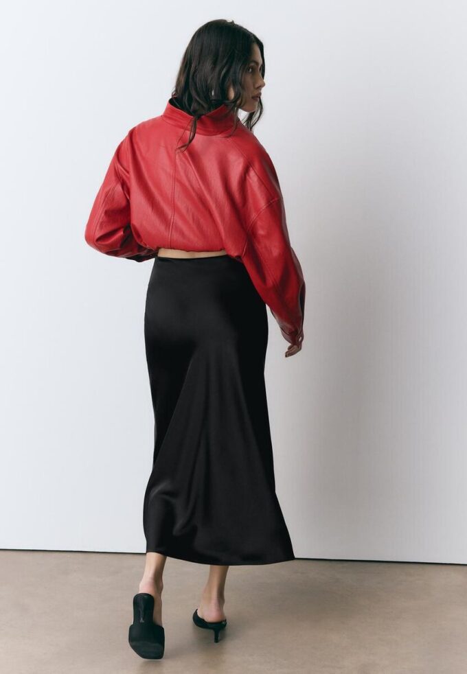 Midi-skjørt i sateng