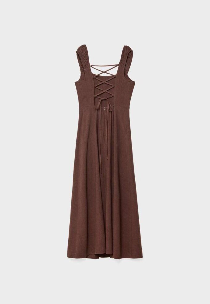 Midikjole med kryssrygg i lin-look