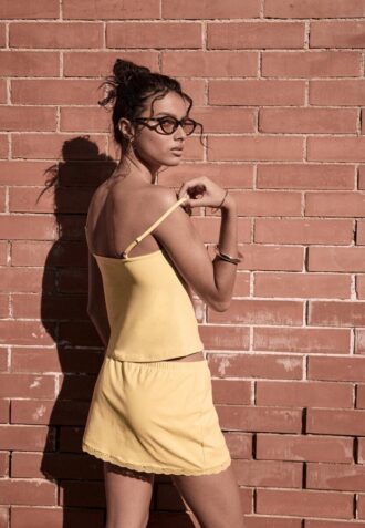 Miniskort med blonder