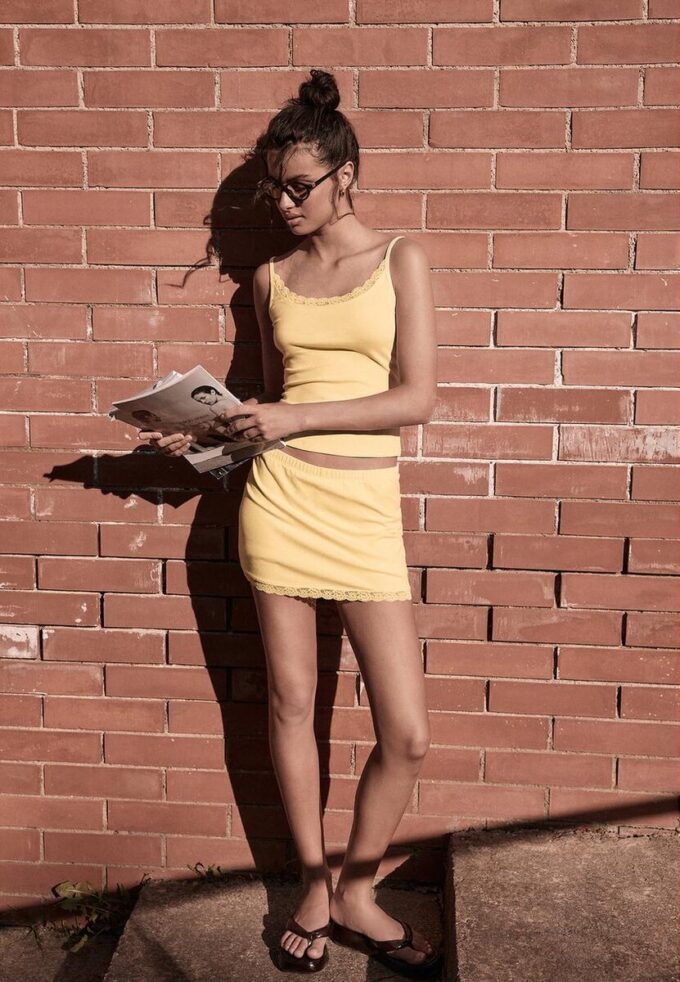 Miniskort med blonder