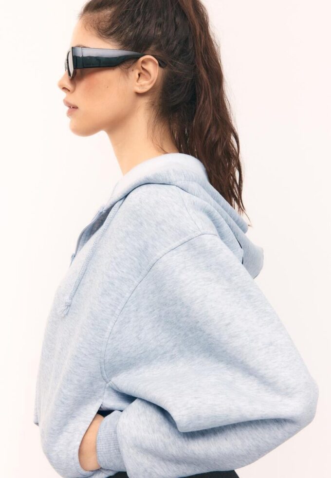 Mønstret bomber-sweatshirt med hette og trykk